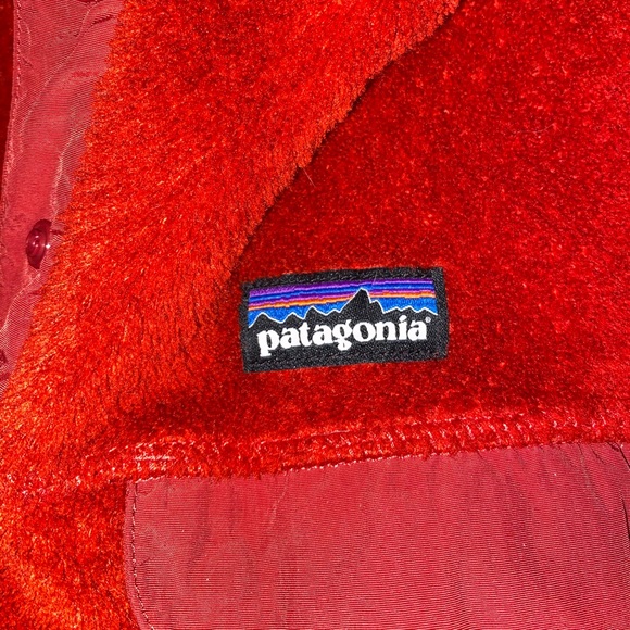 Patagonia small red pullover - Picture 2 of 4